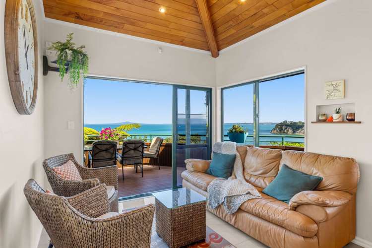 1083 Whangaparaoa Road Tindalls Beach_9