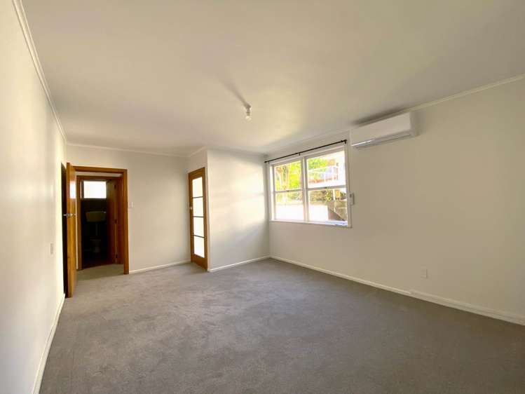 2/12 Earnoch Avenue Takapuna_2