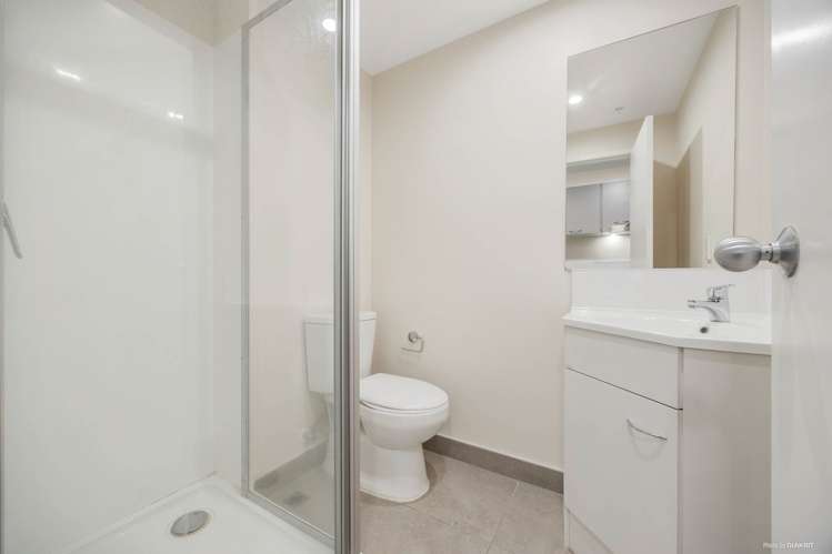 407/135 Hobson Street_5