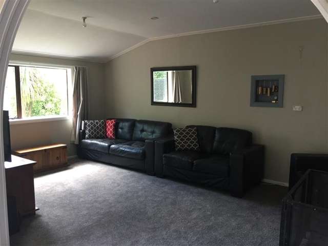 16 Robinson Road 10818_4
