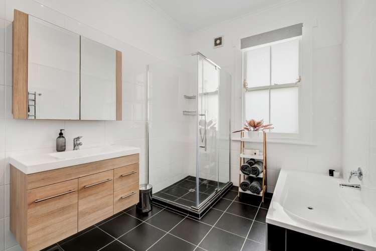 11 Burne Road Waitoki_19