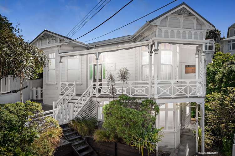 12 Manley Terrace Newtown_18