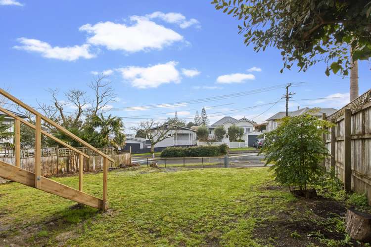 36 Ewen Alison Avenue Devonport_19