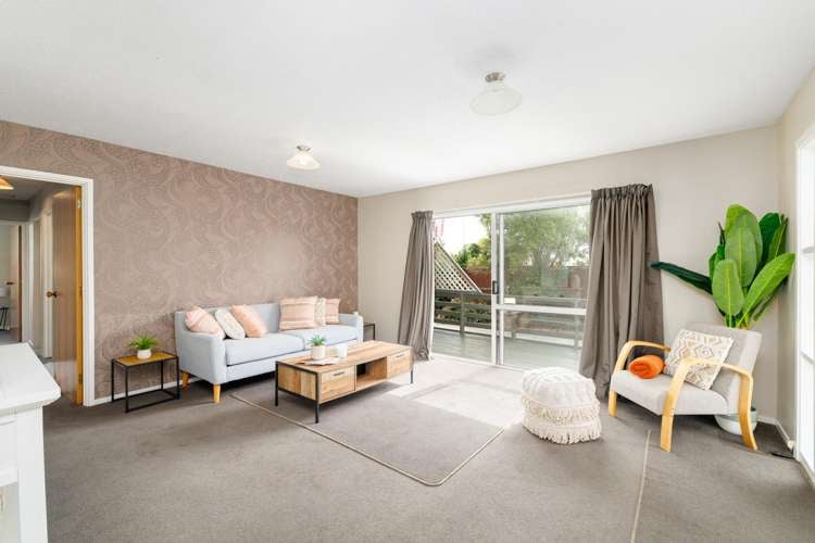 8 Peckham Lane Woolston_3