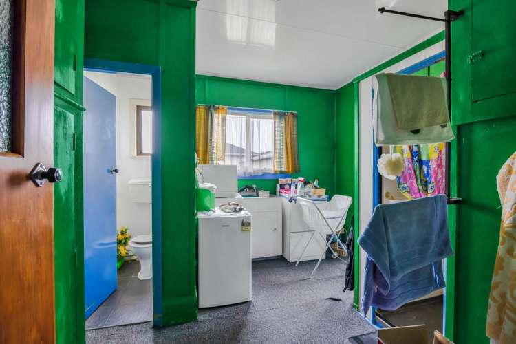 35 High Street Hawera_10