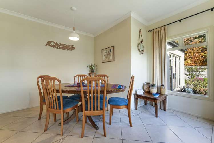 22 Heritage Crescent Richmond_9
