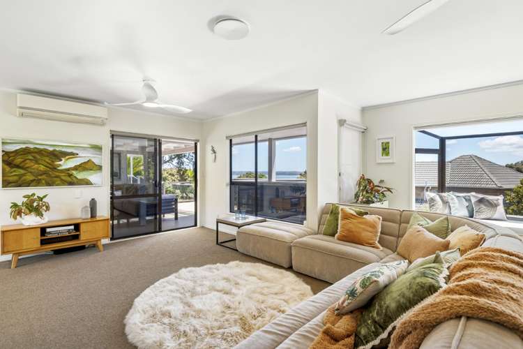 8 Poaka Place Beach Haven_5