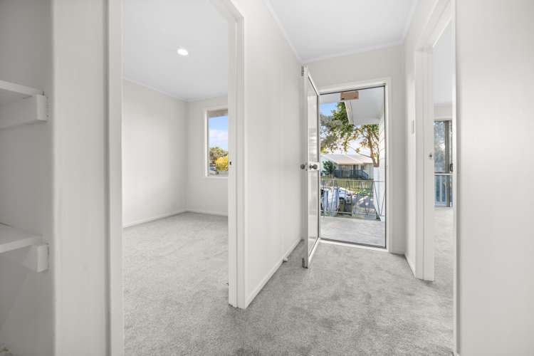 36 Frobisher Way Clendon Park_8