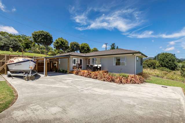 2 Township Road Waitakere_3