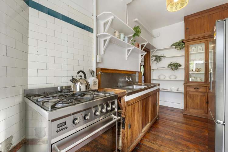 27/11 Parliament Street Auckland Central_9