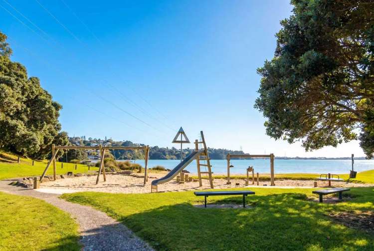 Lot 3/80 Goodall Street Hillsborough_21