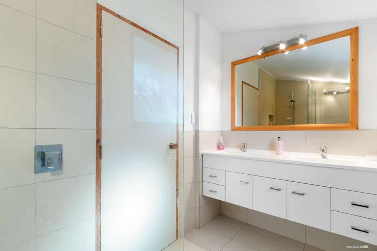 20a Kings Road Panmure_13