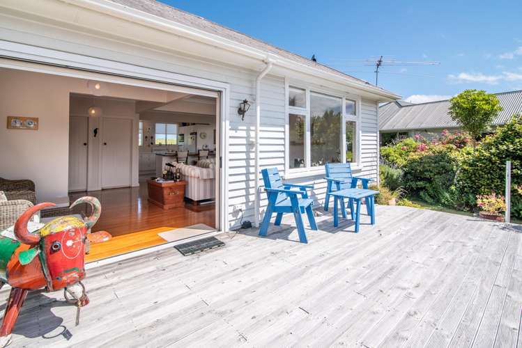 30 Okains Bay Road Robinsons Bay_2