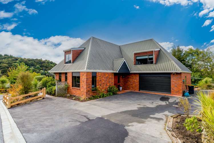 16 Freyberg Road Fairfield_42