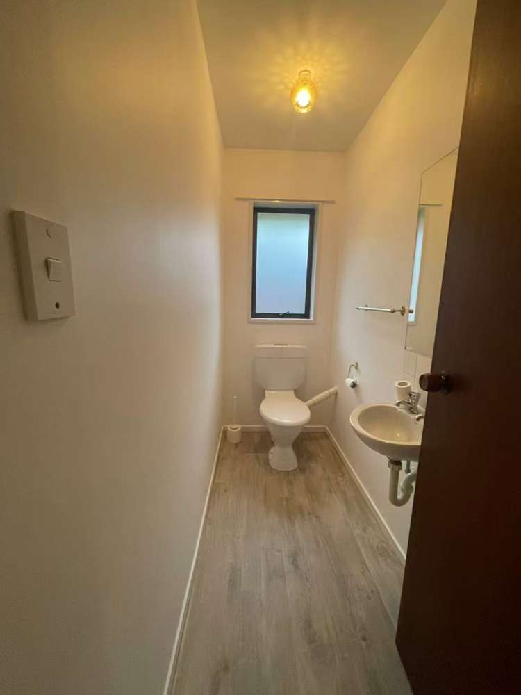 1/47a Memorial Avenue Ilam_8