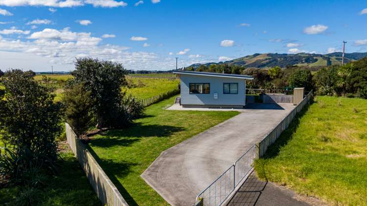 37 Kokopu Street Ahipara_24