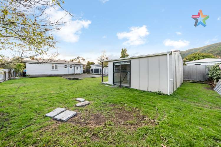 5 Bythell Street Wainuiomata_10