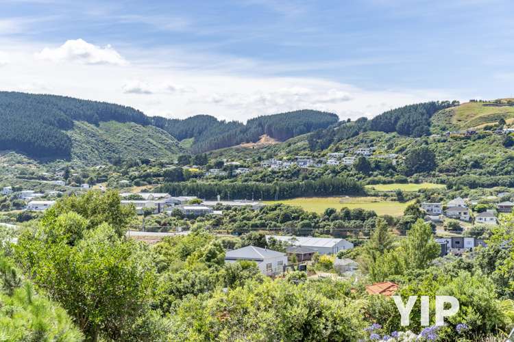 9a Victory Crescent Tawa_12