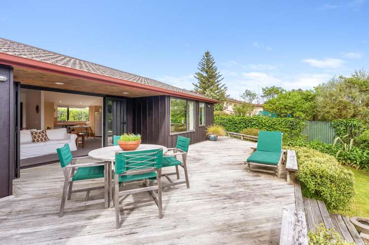 7 Dodds Crescent Otaki Beach_5