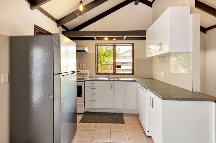 8 Banks Place Tawhero_7