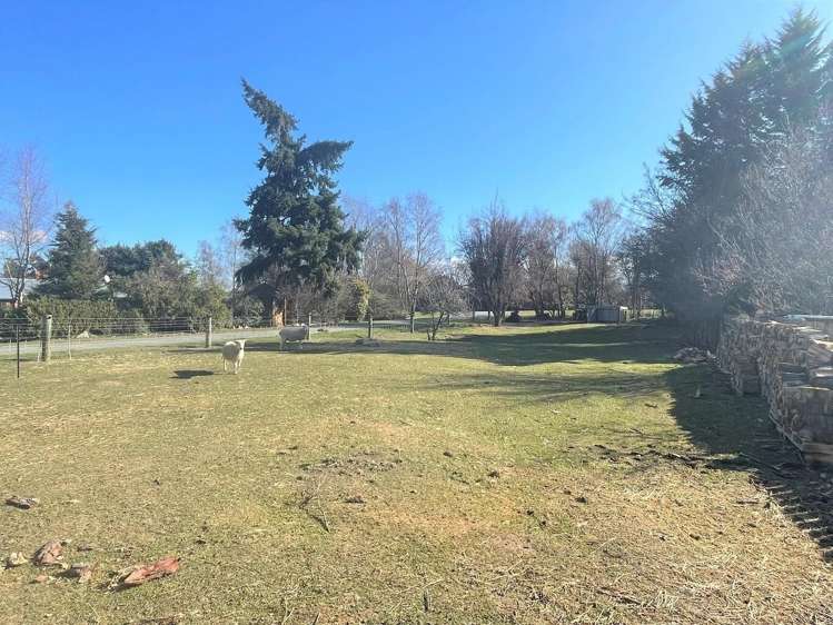 38 Knowles Crescent_1