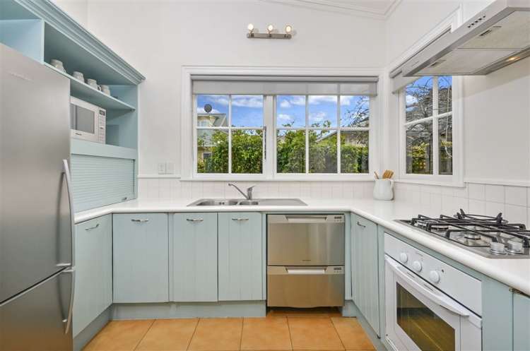 84 Victoria Road Devonport_6