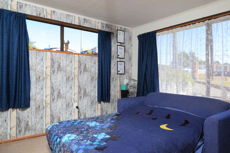 3 Armstrong Street Balclutha_9