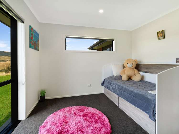 172 Kingsdale Park Aokautere_27