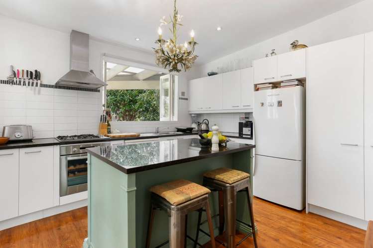 3 Kelly Street Mount Eden_11