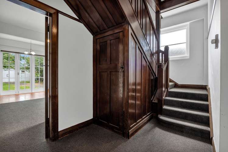 175 and175A High Street Eltham_10