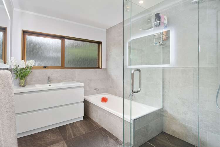 14 Birdie Place Red Beach_7