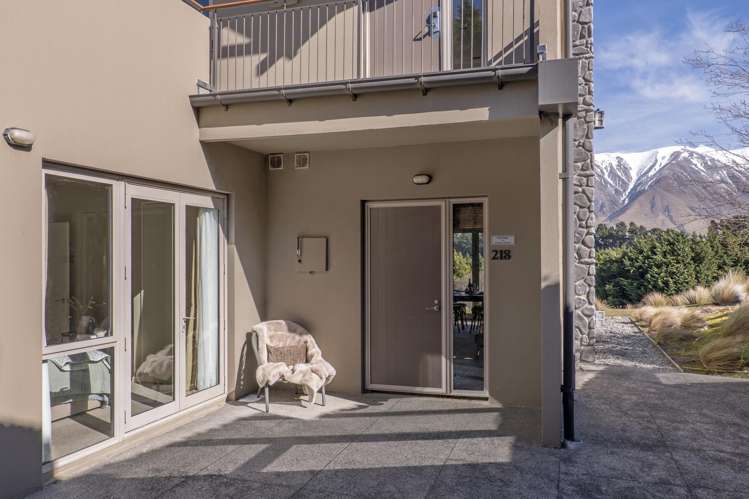 Villa 218 Coleridge Road_3