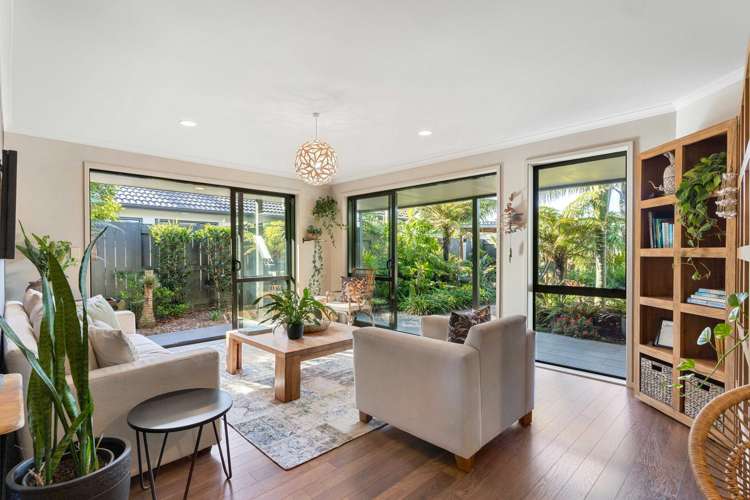 18 Oriental Parade Papamoa_12