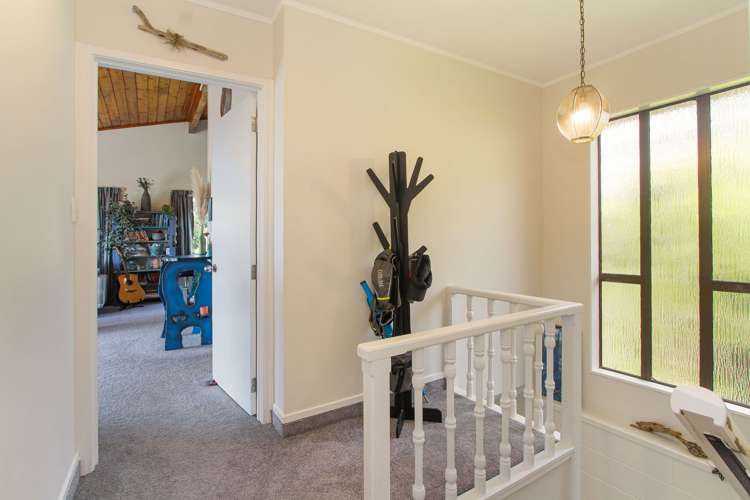 18a Gledstane Road Stanmore Bay_13