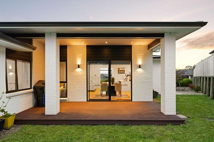 15 Waireka Road Rototuna North_17