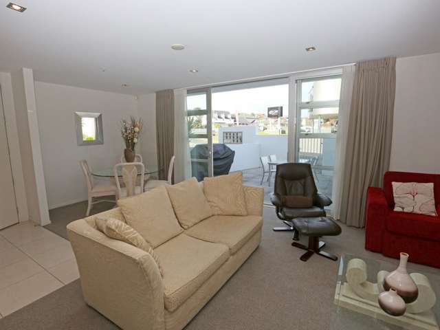 7/2 Lowell Place Waipahihi_3