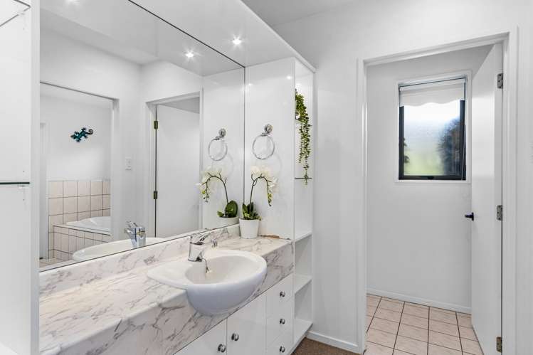 19 Welsford Street Woodend_21