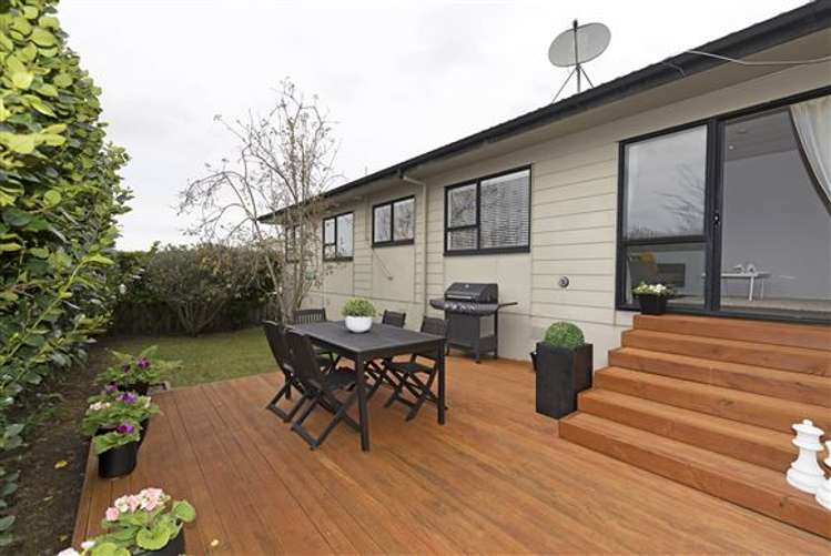 34 Beach Road Te Atatu Peninsula_23