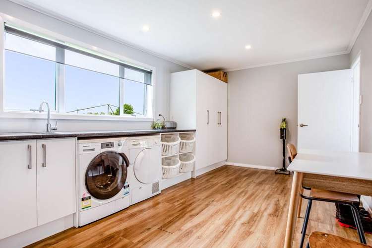 102 Regent Street Pahiatua_12