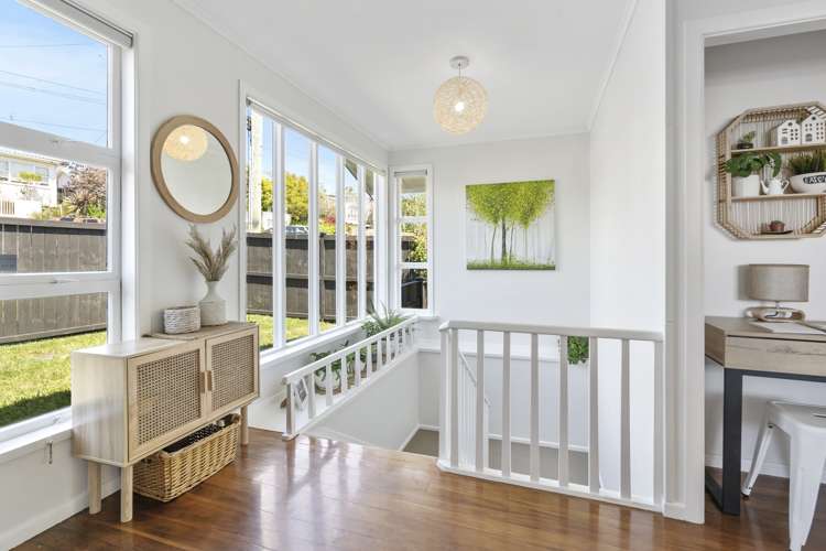 6 Eastglen Road Glen Eden_13