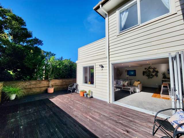 35a Mandalay Terrace, Khandallah, Wellington