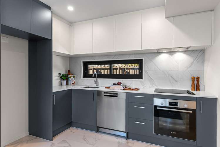 2/35 Hare Street Ilam_2