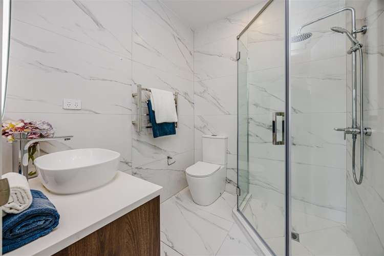 13 Paripari Street Flat Bush_12