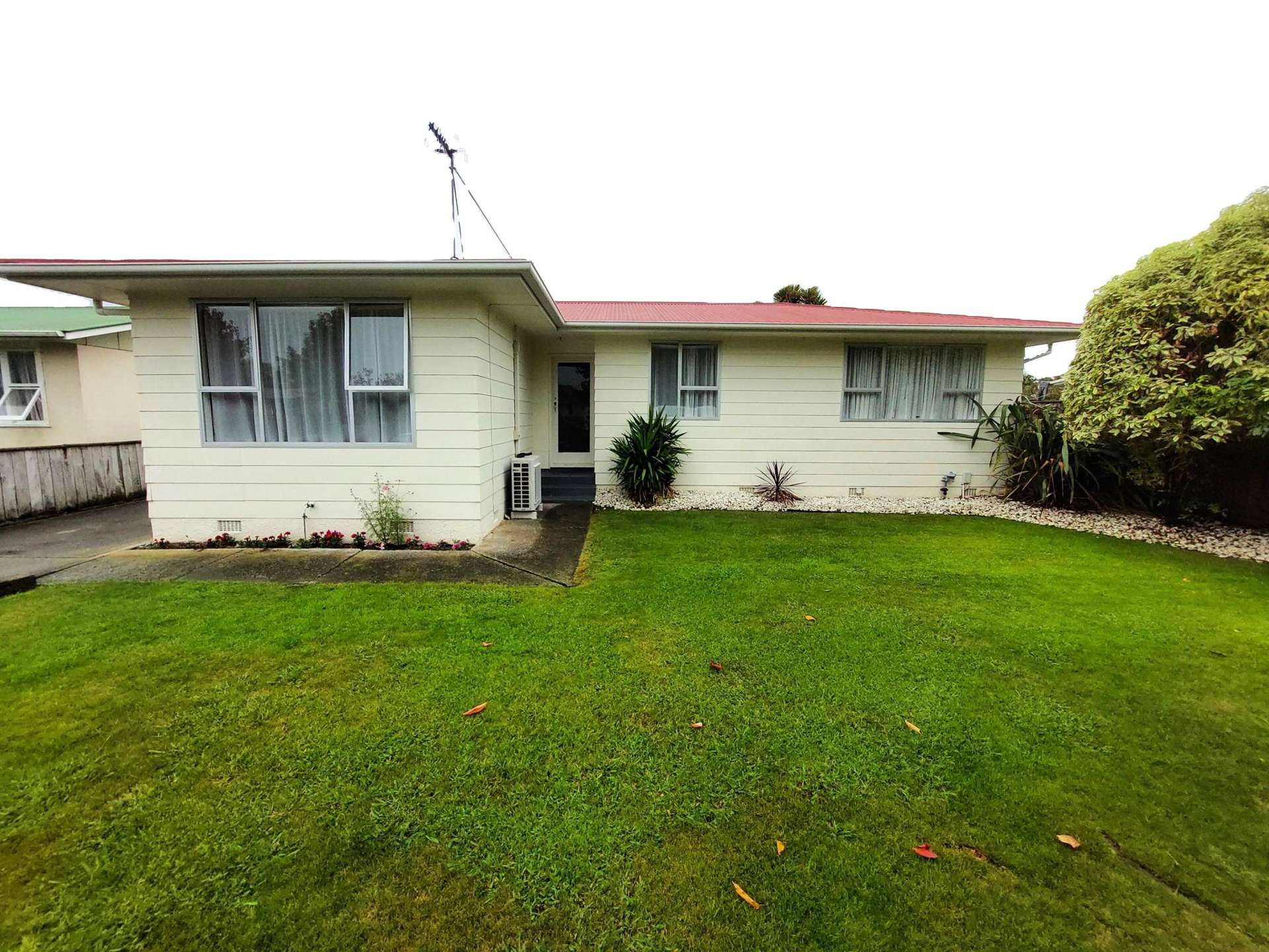 24 Mokau Place Parklands_0