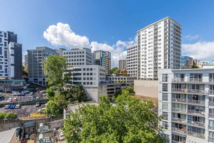 11C/2 White Street City Centre_7