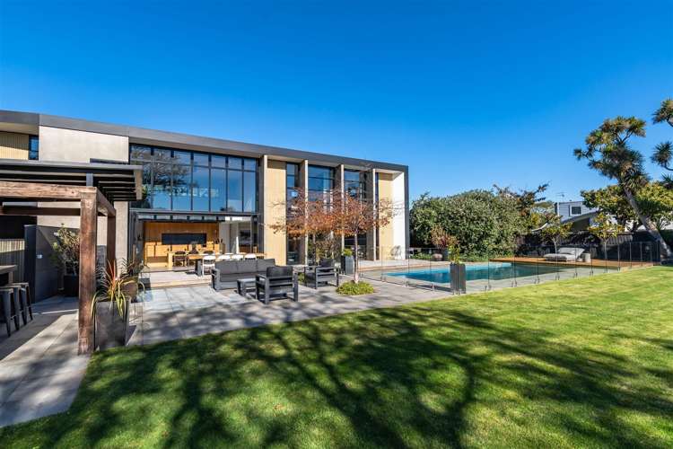 9 Walnut Avenue Strowan_28