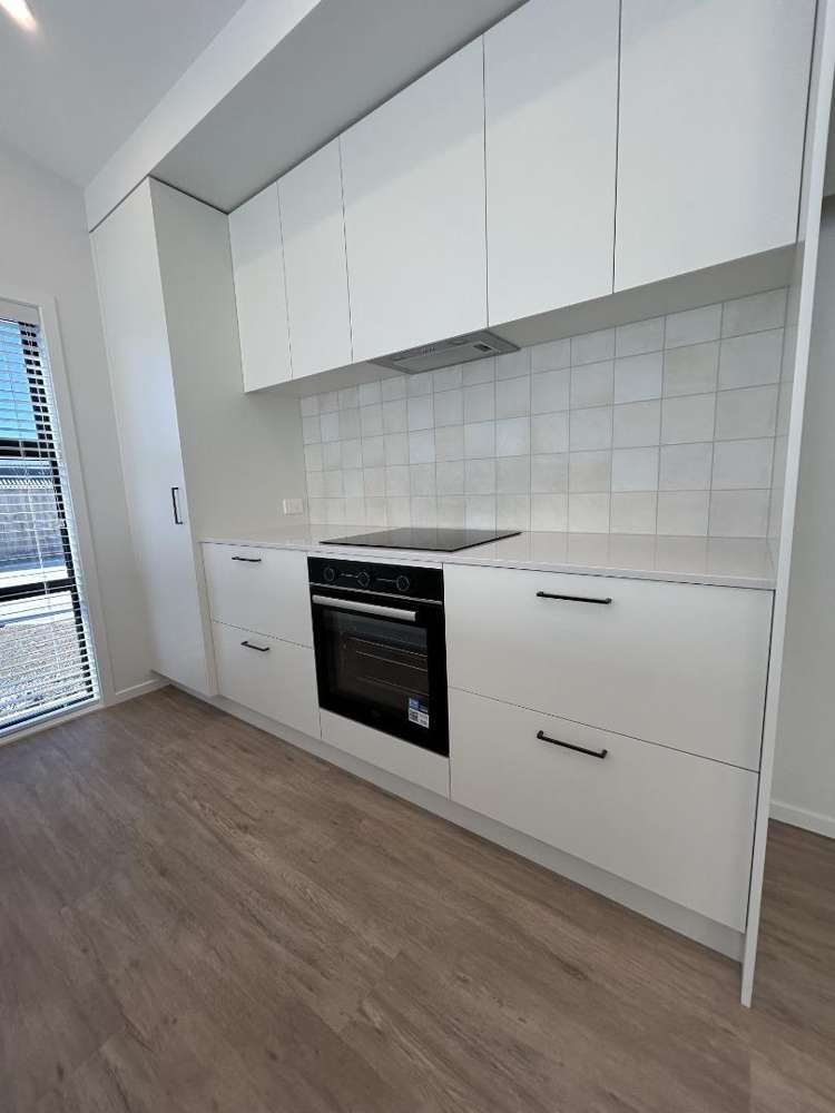 83B South Road 10754_5
