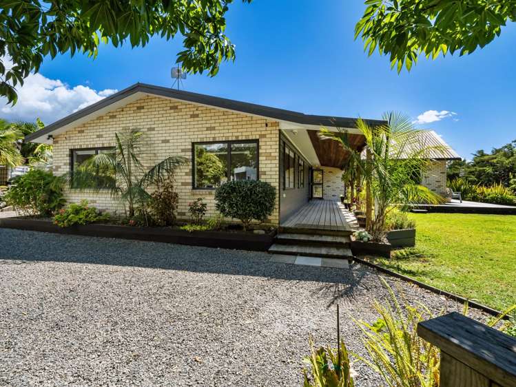 8 Pine Ridge Lane Aongatete_24