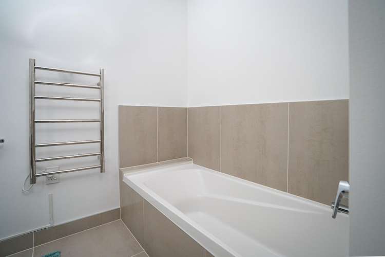 2/210 Karori Road Karori_11