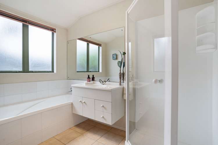 28 Bellville Drive Clendon Park_10